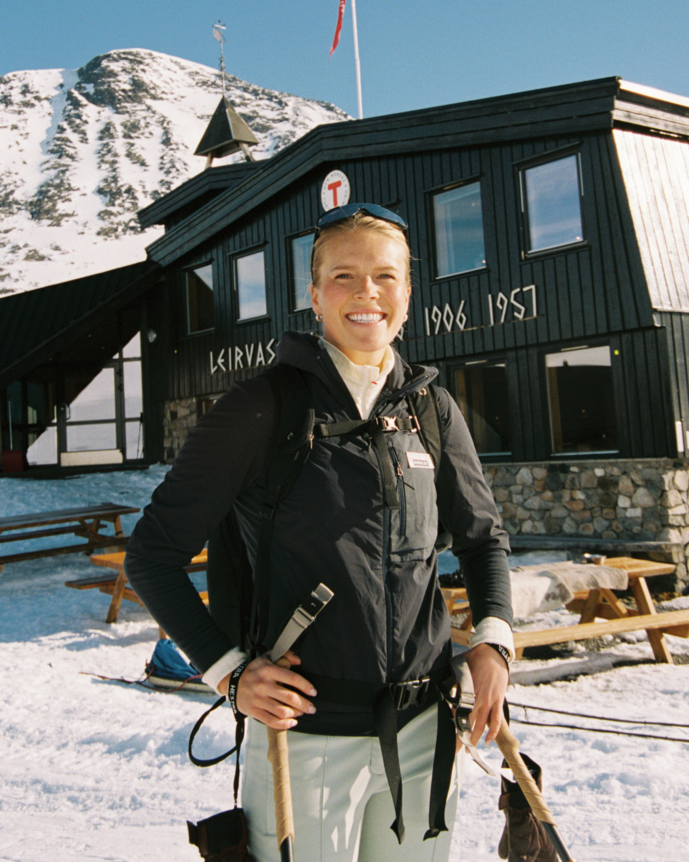 MOUNTAIN AIRY INSULATOR WOMENS | Amundsen Sports