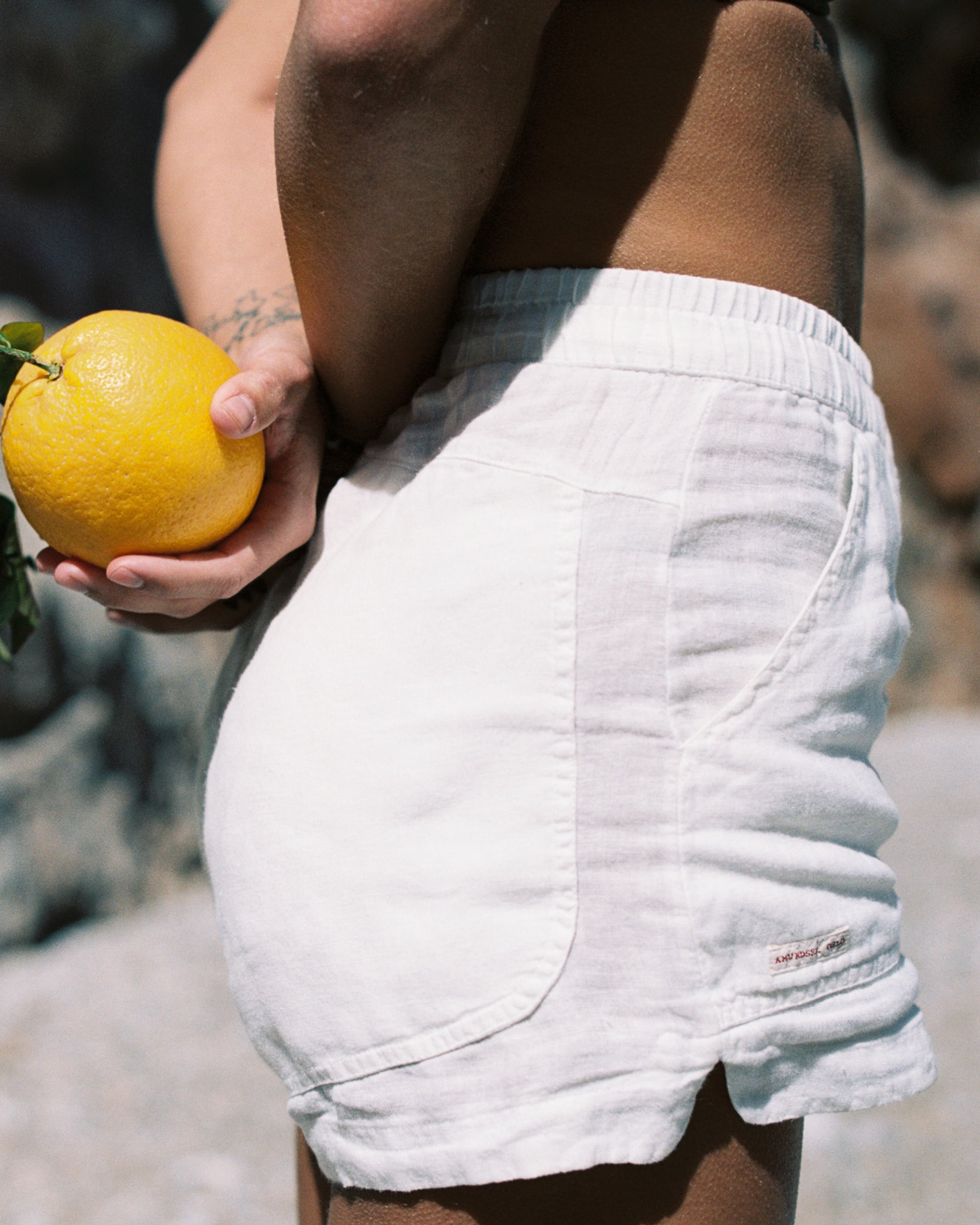 SAFARI LINEN SHORTS WOMENS | Amundsen Sports